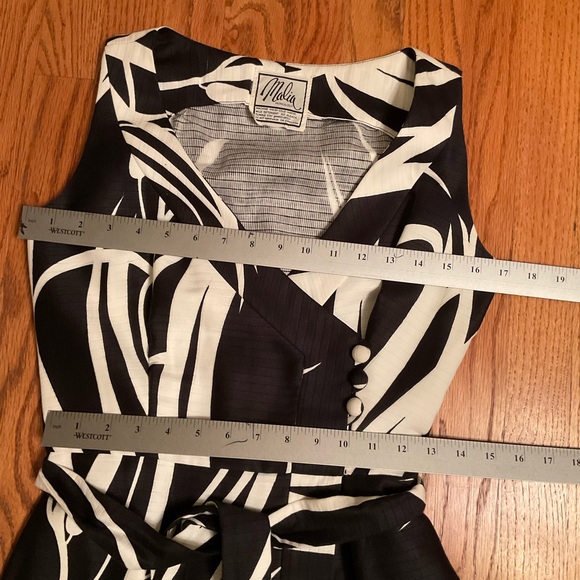 Vintage Dress by Mila Honolulu Black & White Sleeveless Full Skirt Tie Belt Sz S - Picture 14 of 16